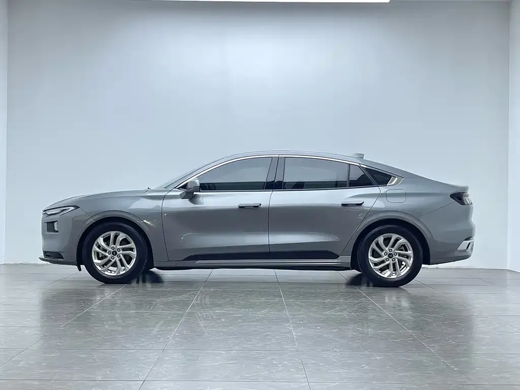 Ford Mondeo 2023 из CN, фото 7