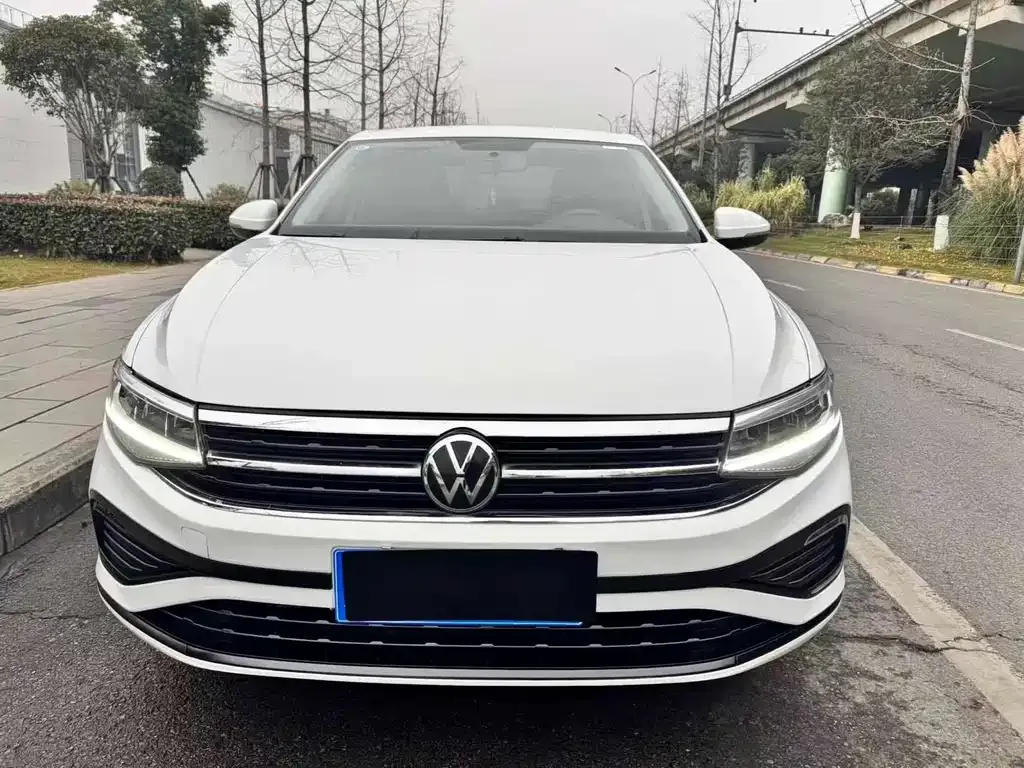 Volkswagen Bora 2023 из CN, фото 2