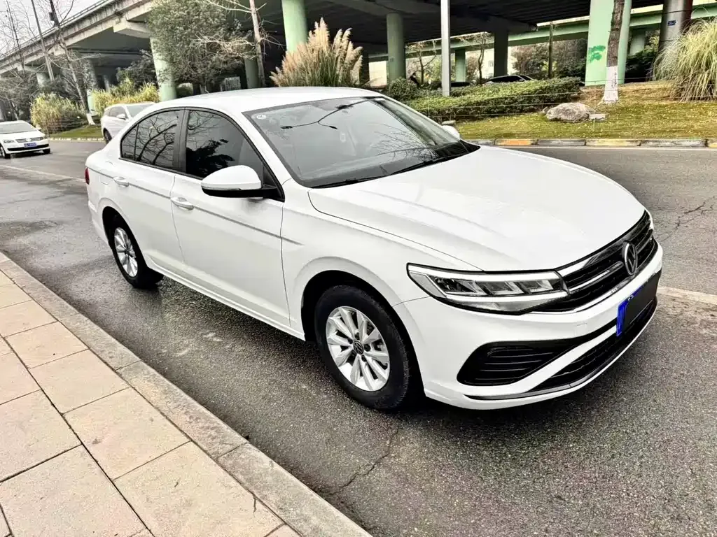 Volkswagen Bora 2023 из CN, фото 9