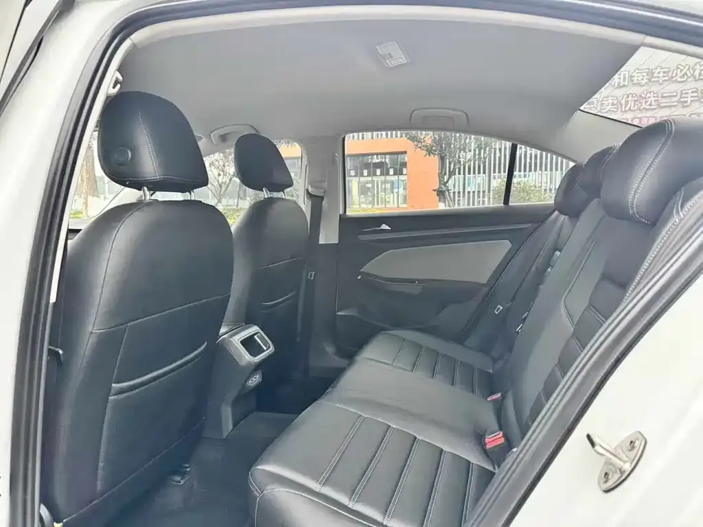 Volkswagen Bora 2023 из CN, фото 7
