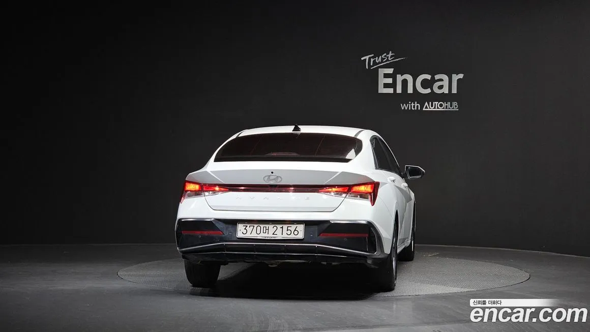 Hyundai AVANTE — фото 3