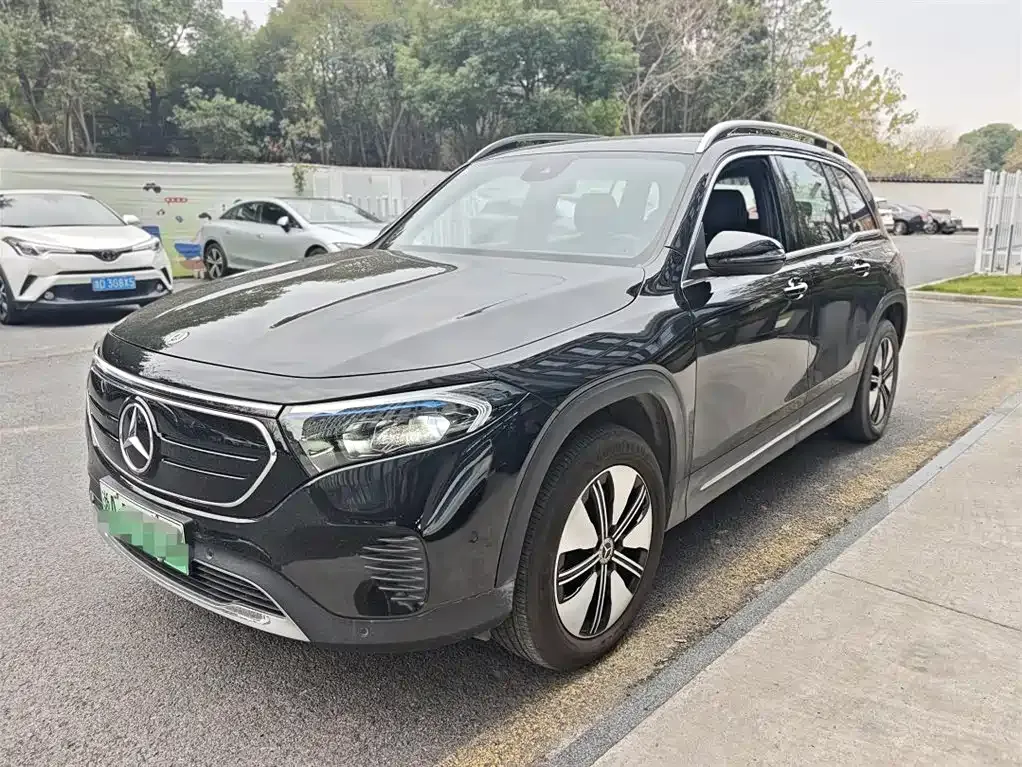 Mercedes-Benz EQB 2023 из CN, фото 1