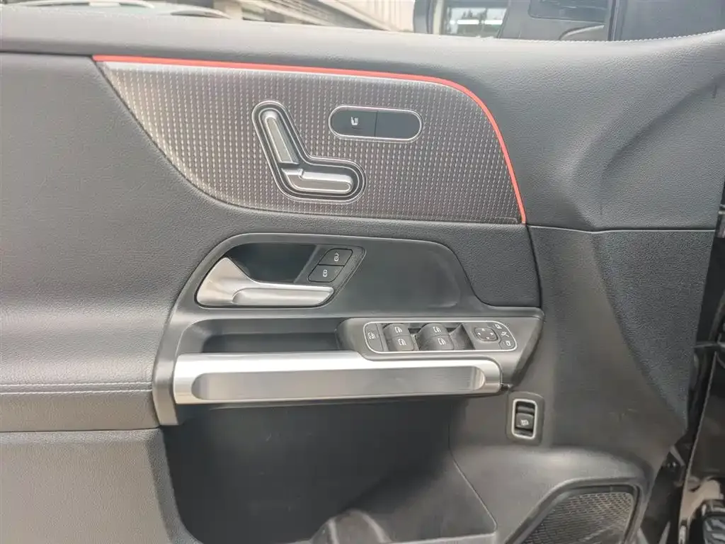 Mercedes-Benz EQB 2023 из CN, фото 9