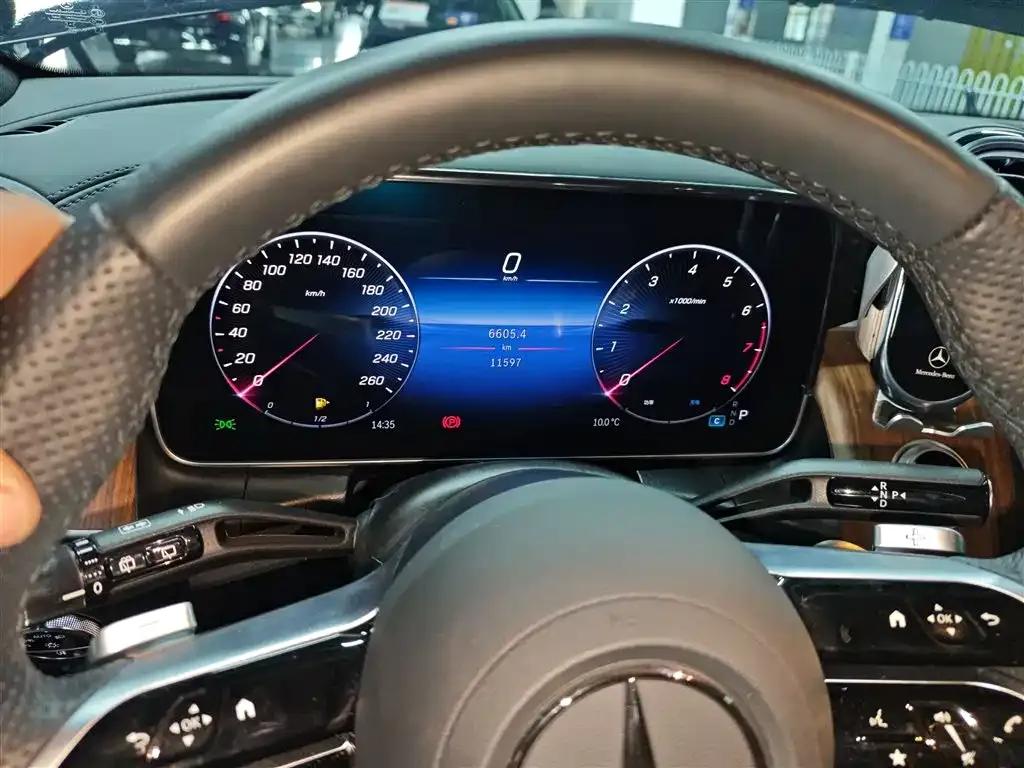 Mercedes-Benz GLC 2024 из CN, фото 10