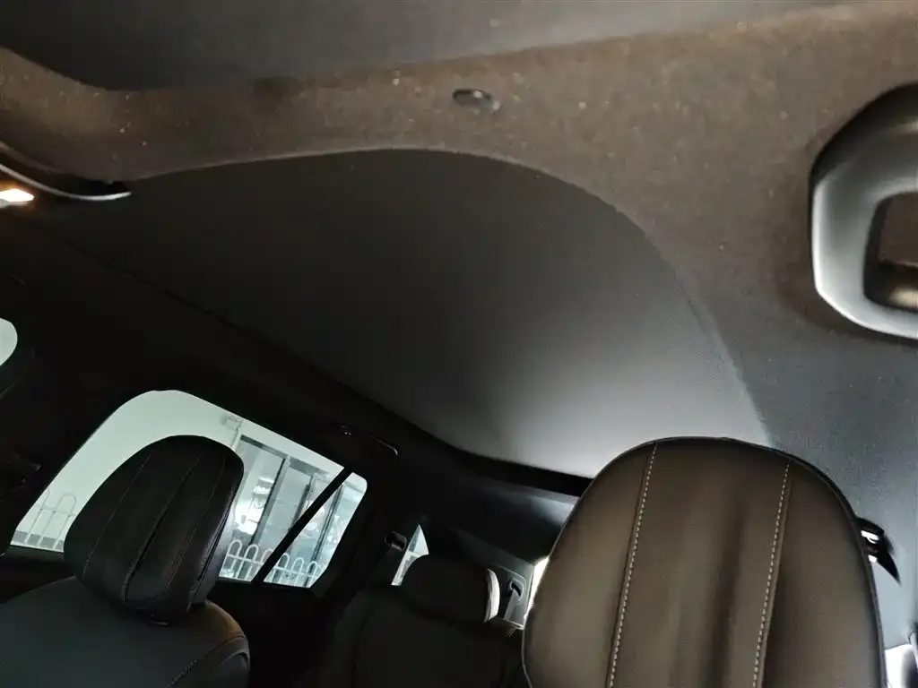 Mercedes-Benz GLC 2024 из CN, фото 2