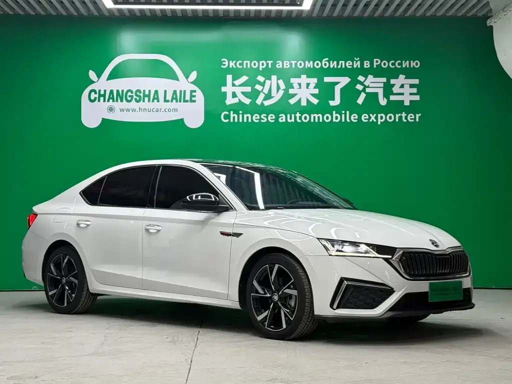 Skoda Octavia 2022 из CN, фото 9