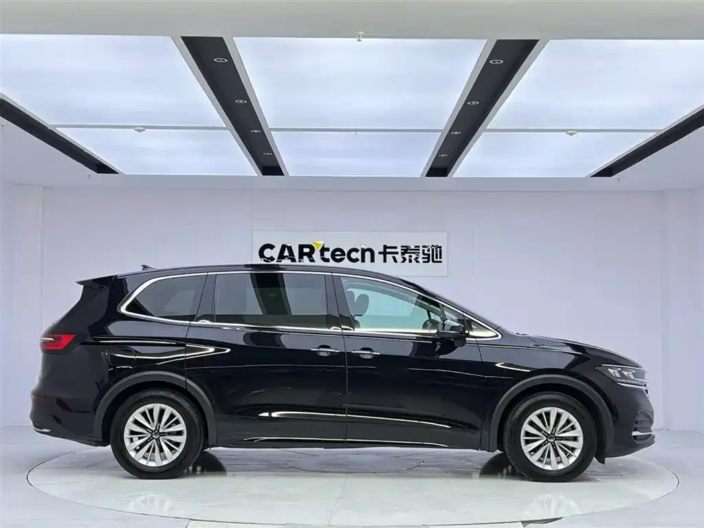 Volkswagen Viloran 2023 из CN, фото 10