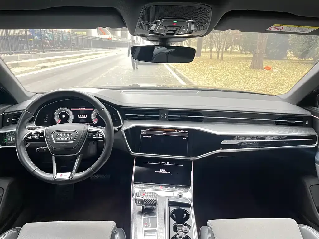 Audi A6L 2025 из CN, фото 4