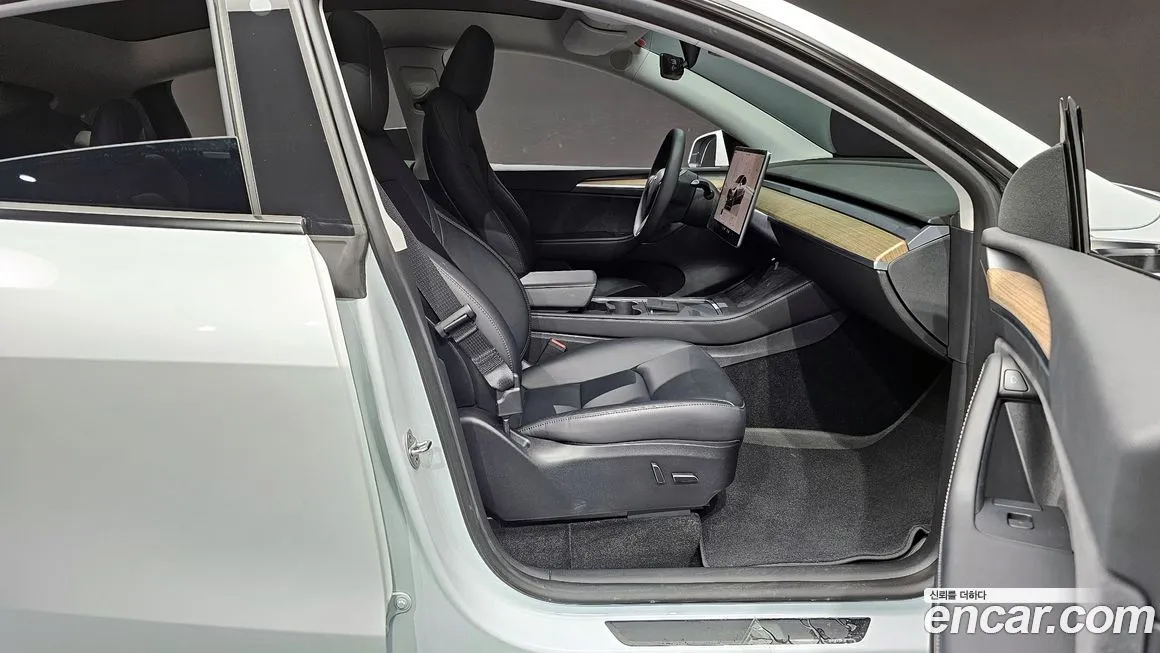 Tesla Model Y 2023 из KR, фото 4