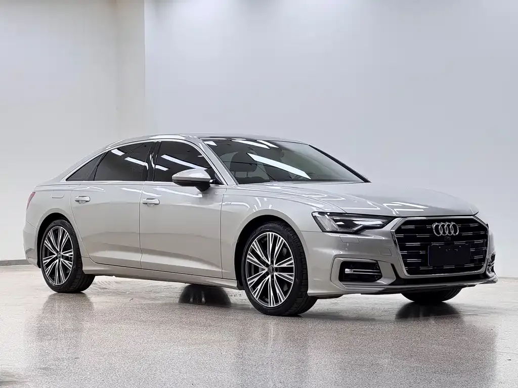 Audi A6L 2023 из CN, фото 6