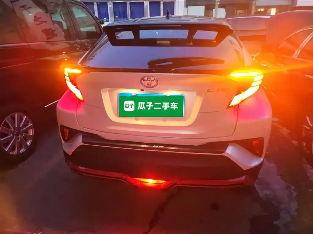Toyota C-HR 2021 из CN, фото 4
