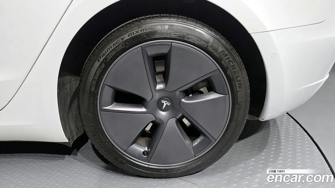 Tesla Model 3 2022 из KR, фото 10