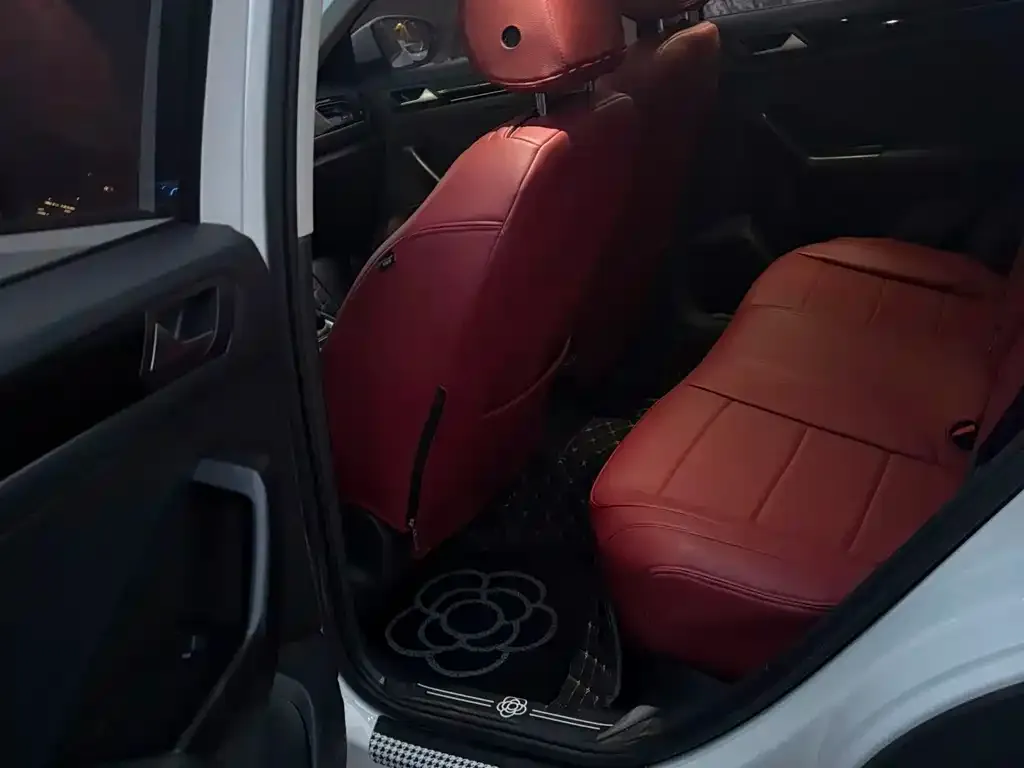 [object Object] T-Roc 2023 из CN, фото 8