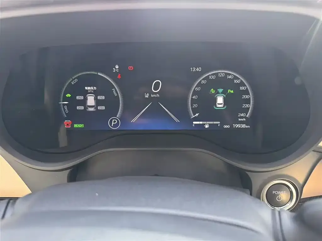 Toyota Granvia 2025 из CN, фото 4