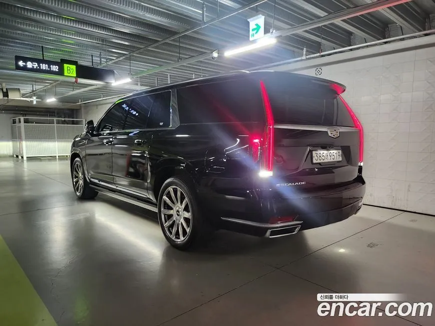 Cadillac Escalade 2021 из KR, фото 9