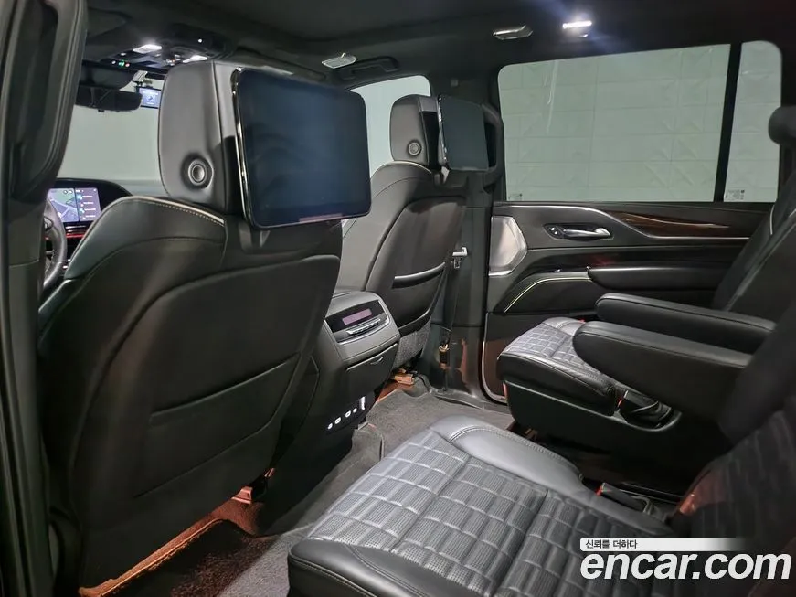Cadillac Escalade 2021 из KR, фото 10