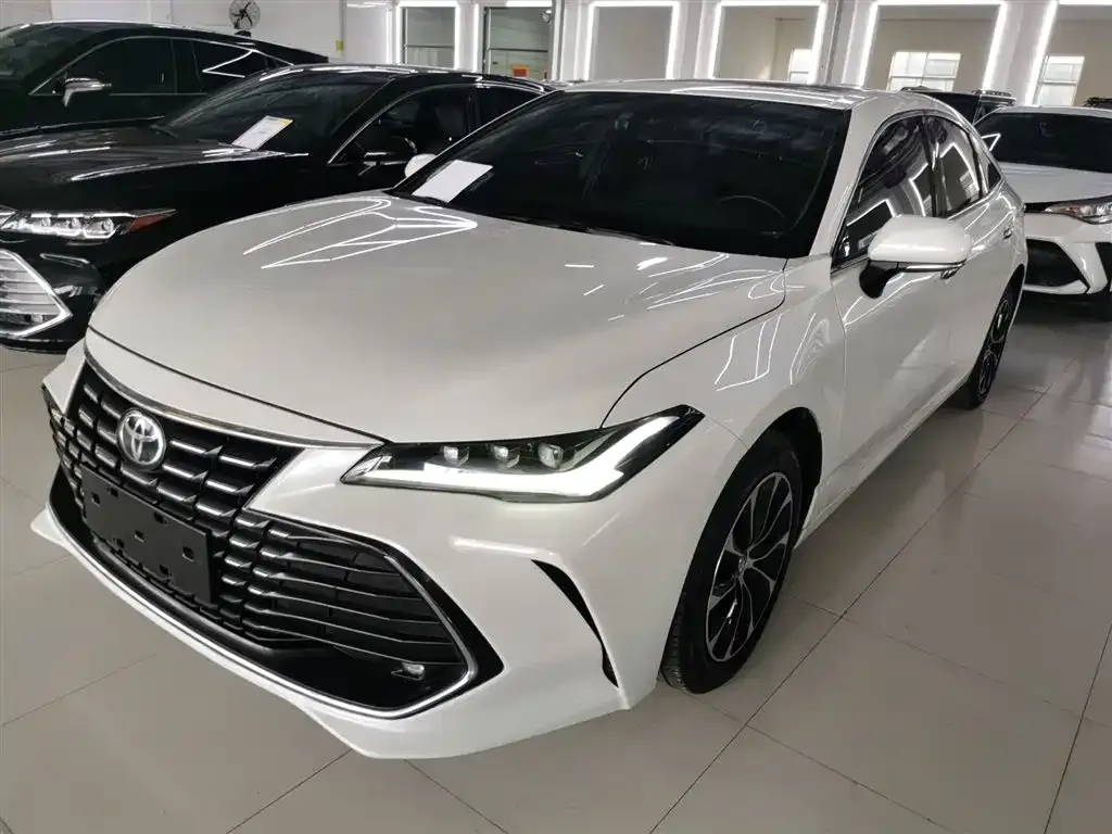 Toyota Avalon 2022 из CN, фото 1