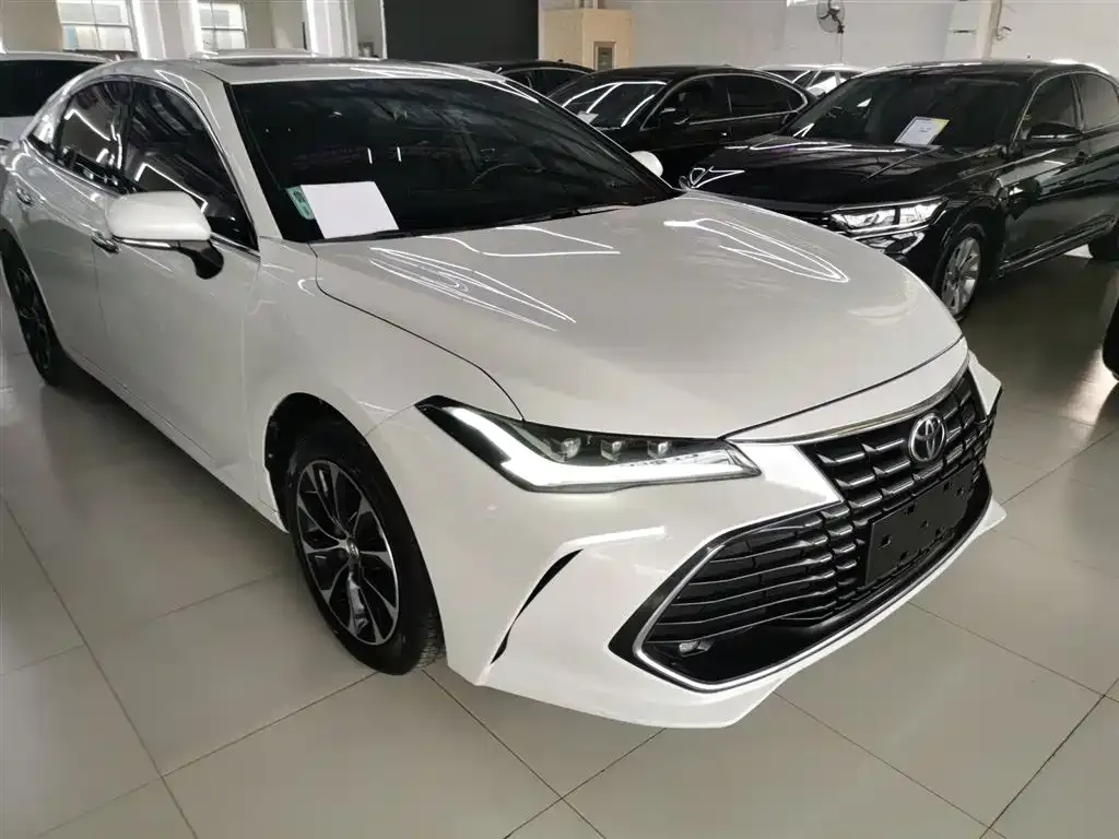 Toyota Avalon 2022 из CN, фото 2