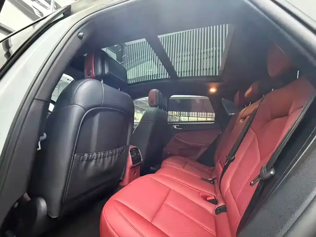 Porsche Macan 2021 из CN, фото 7