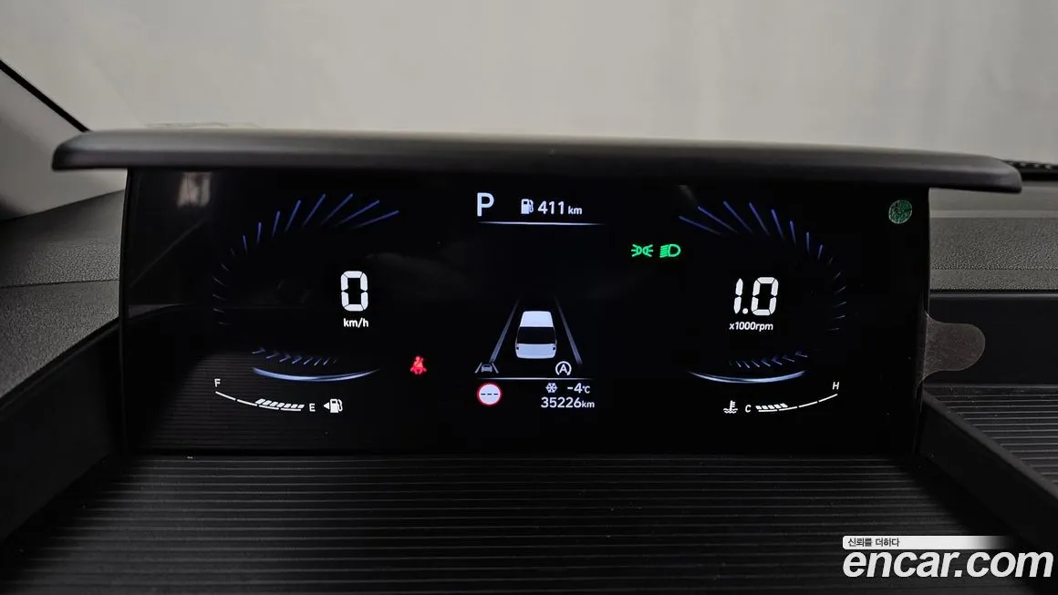 Hyundai Staria — фото 2