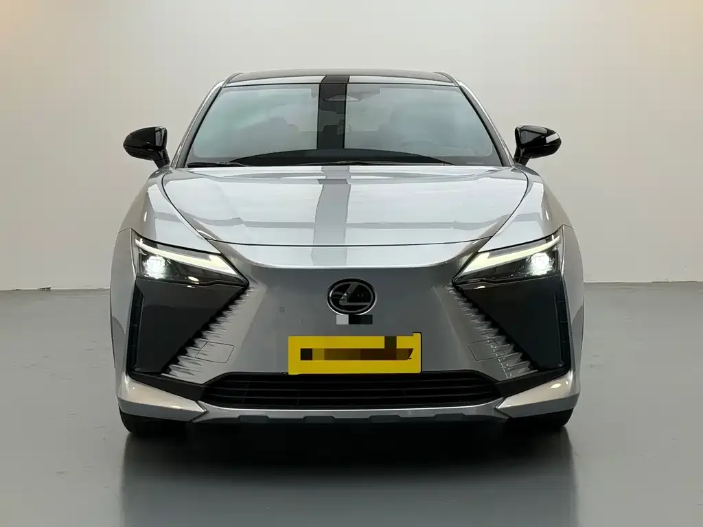 Lexus RZ 2023 из CN, фото 2