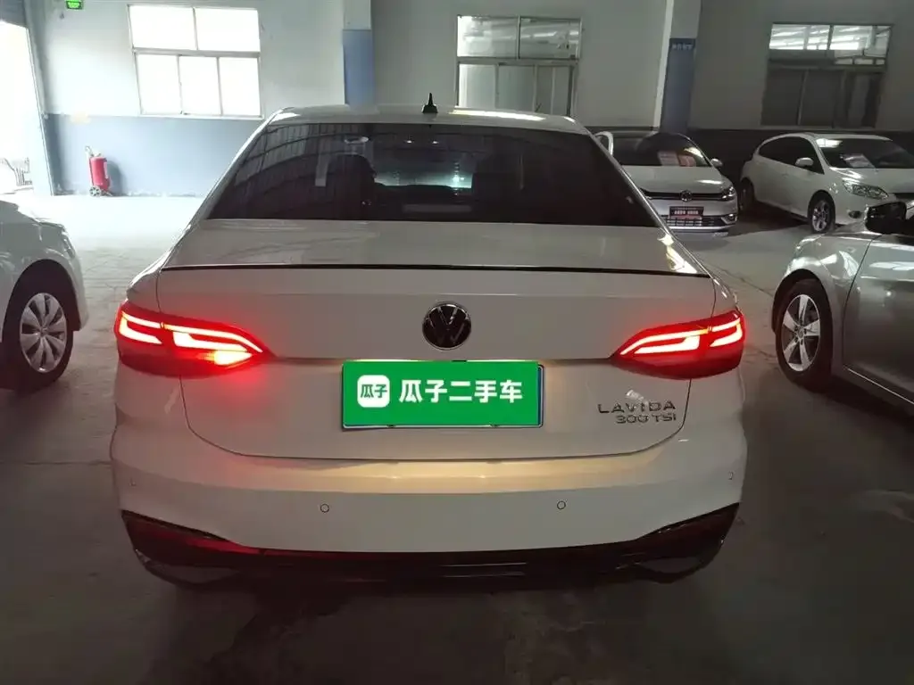 Volkswagen Lavida 2023 из CN, фото 6