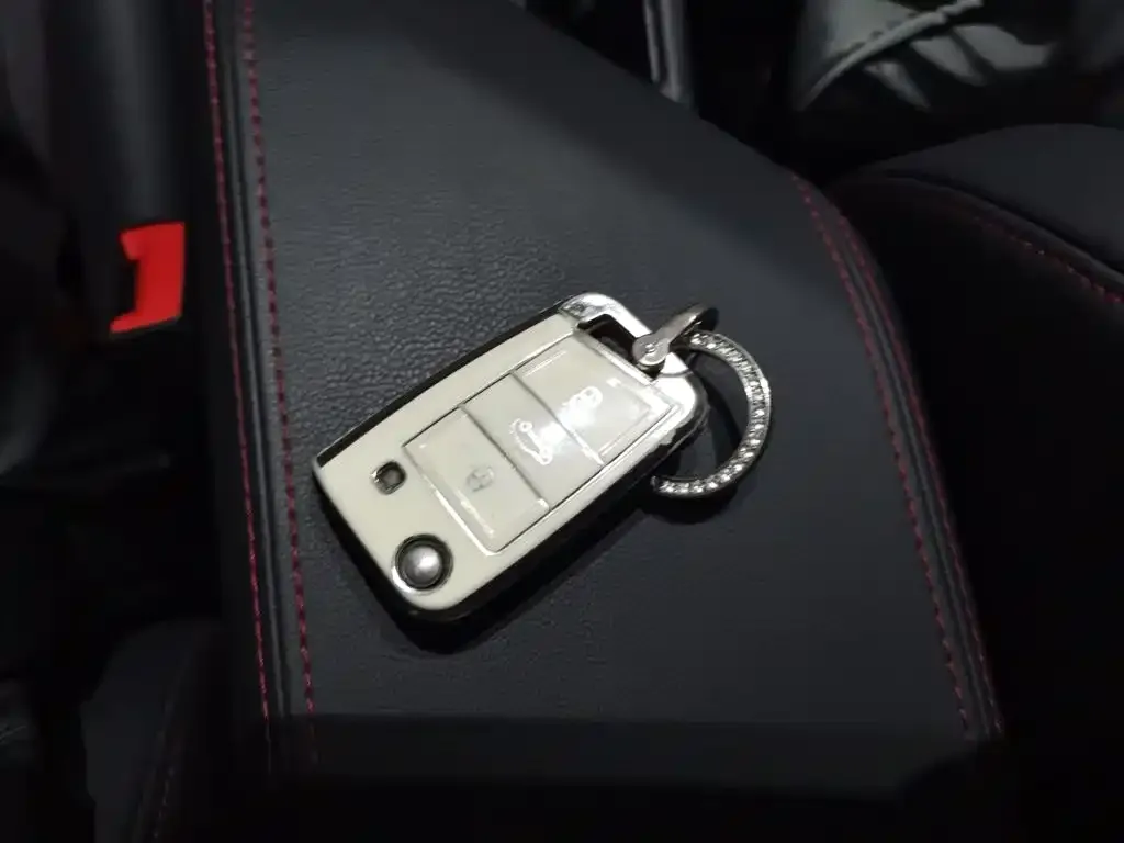 Volkswagen Lavida 2023 из CN, фото 9