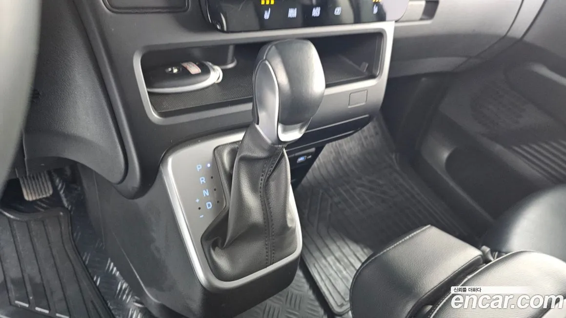 Hyundai Staria — фото 9
