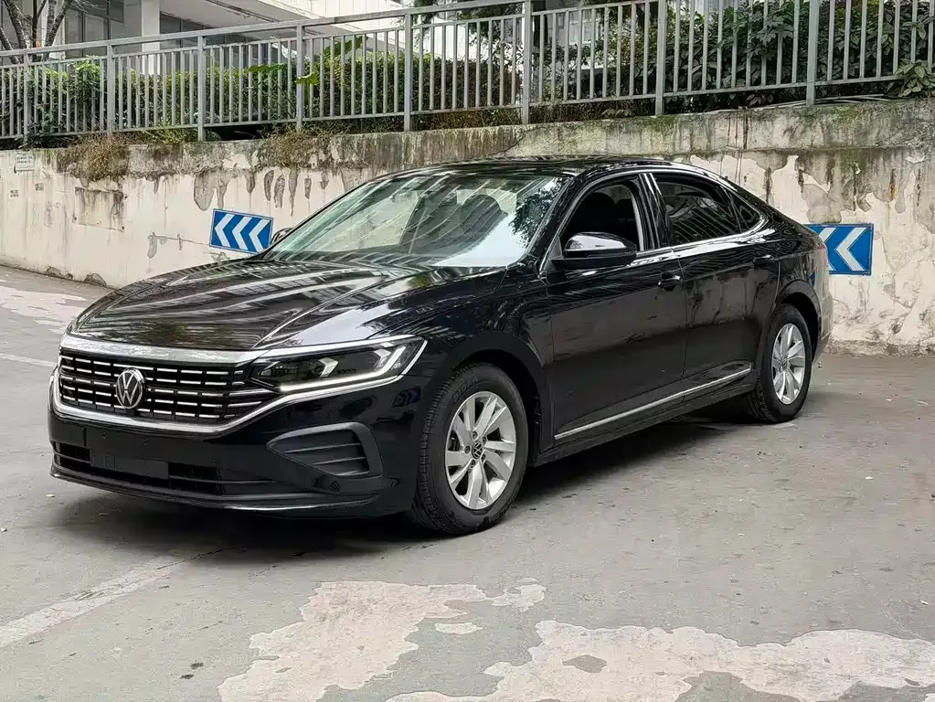 Volkswagen Passat 2022 из CN, фото 1