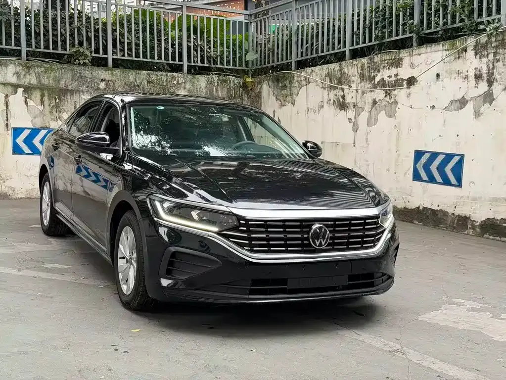 Volkswagen Passat 2022 из CN, фото 10
