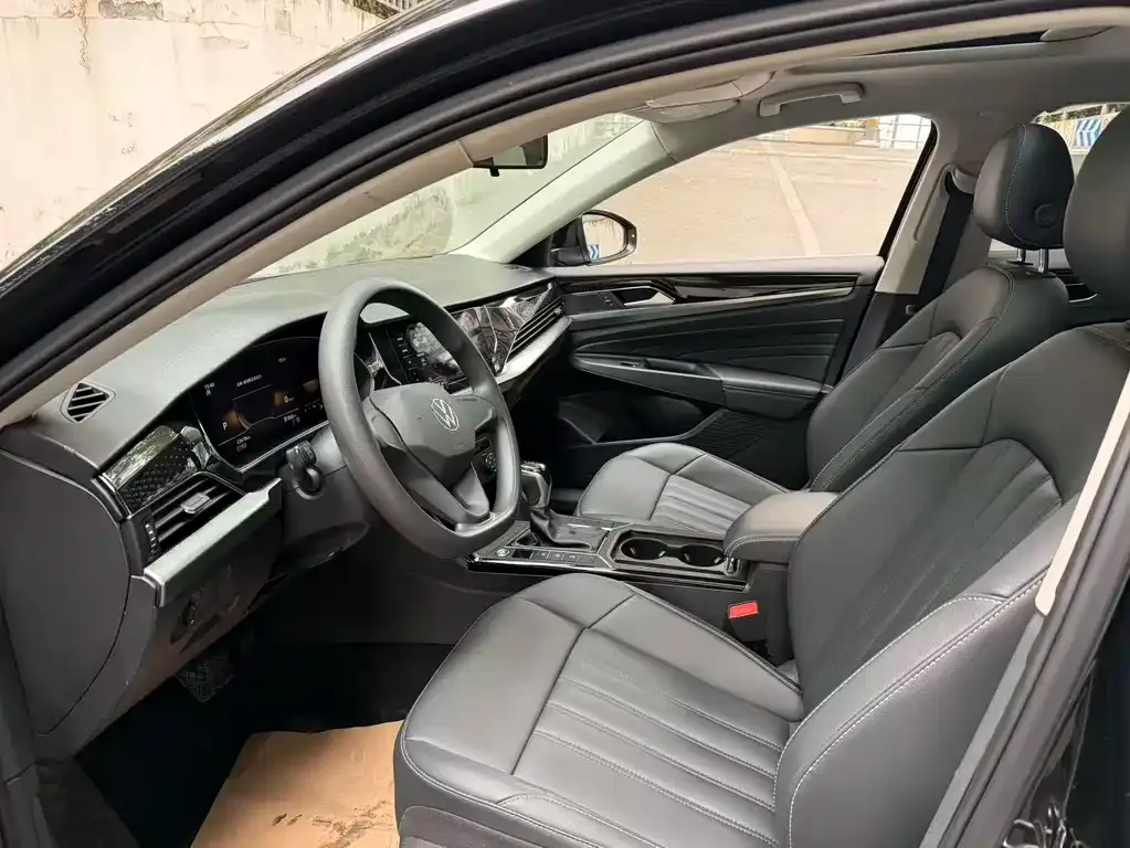 Volkswagen Passat 2022 из CN, фото 9