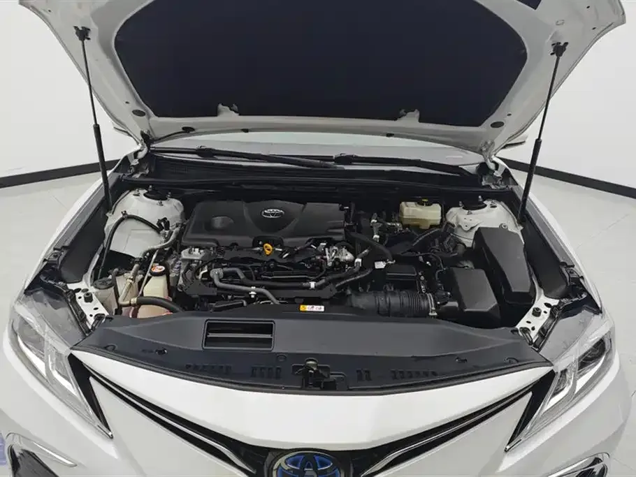 Toyota Camry 2021 из CN, фото 8