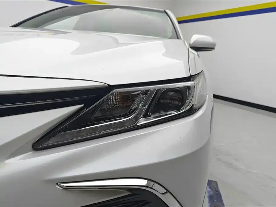 Toyota Camry 2021 из CN, фото 5
