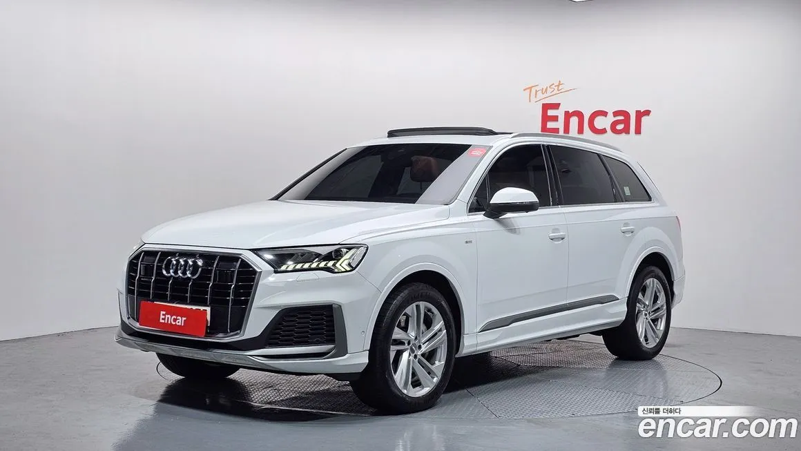 Audi Q7 2021 из KR, фото 1