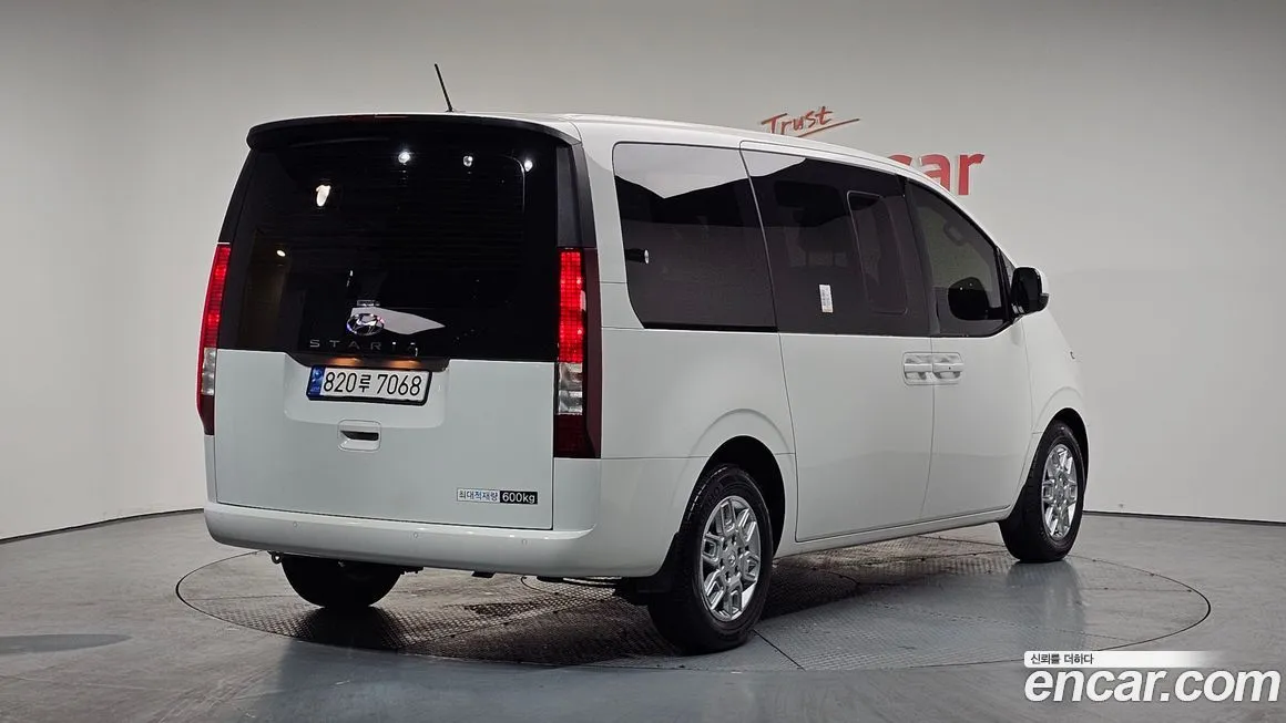 Hyundai Staria 2023 из KR, фото 3