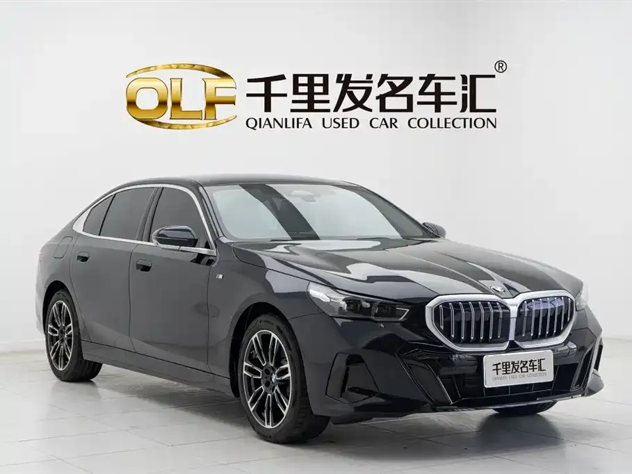 BMW 5 Series — фото 10