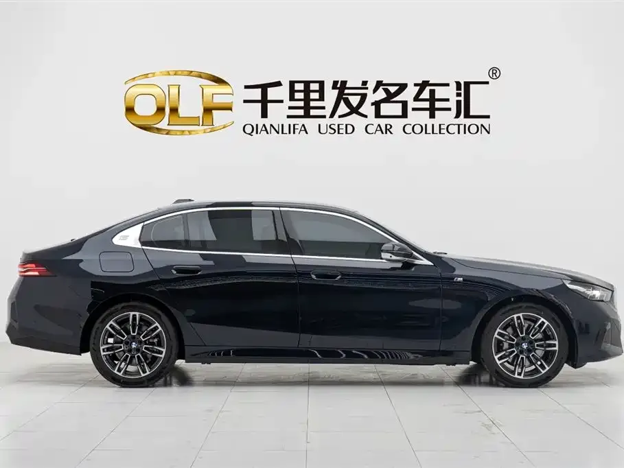 BMW 5 Series — фото 3