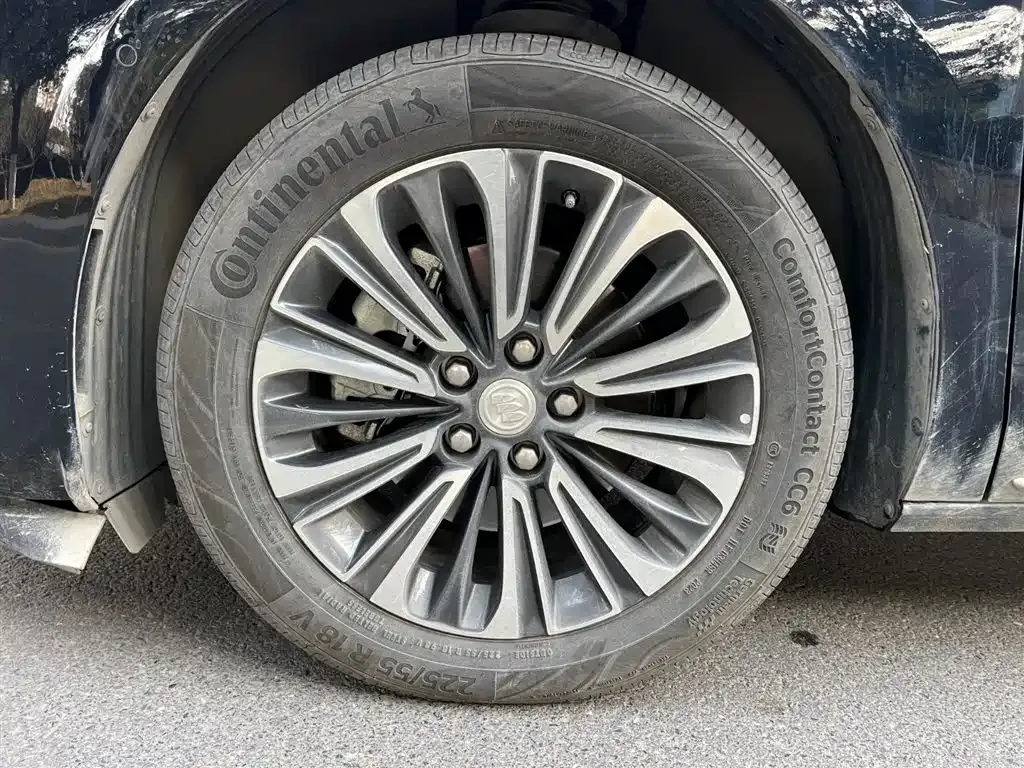 Buick GL8 2023 из CN, фото 9