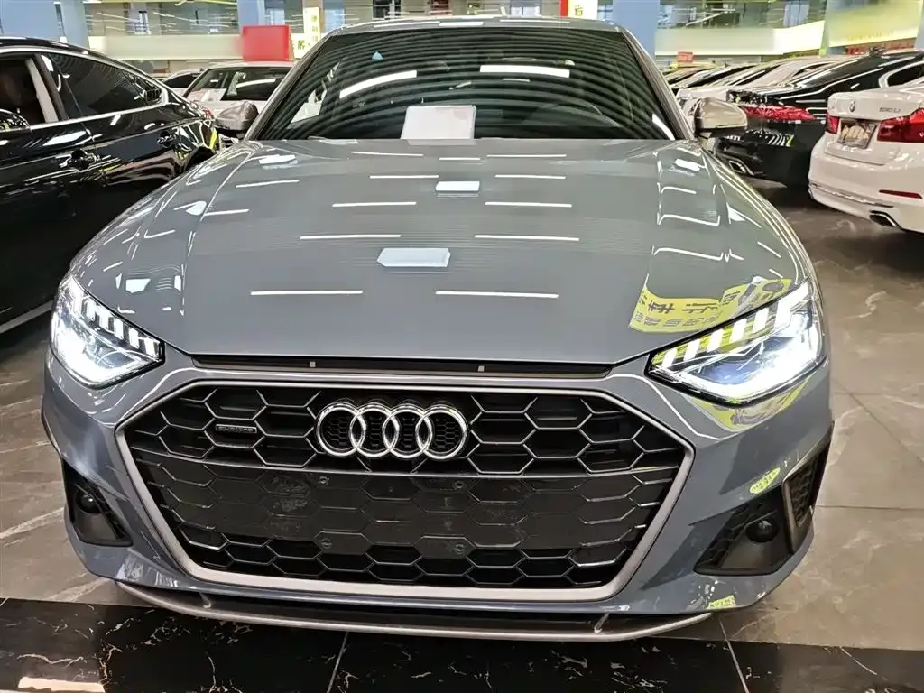 Audi A4L 2022 из CN, фото 8