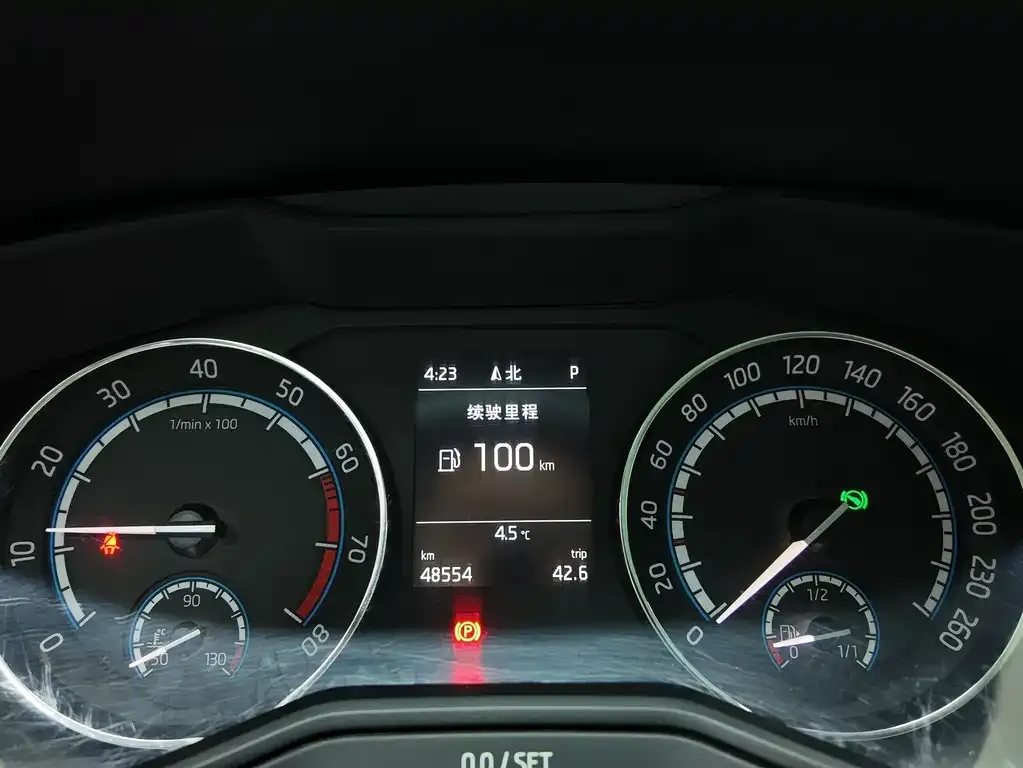 Skoda Superb 2022 из CN, фото 4