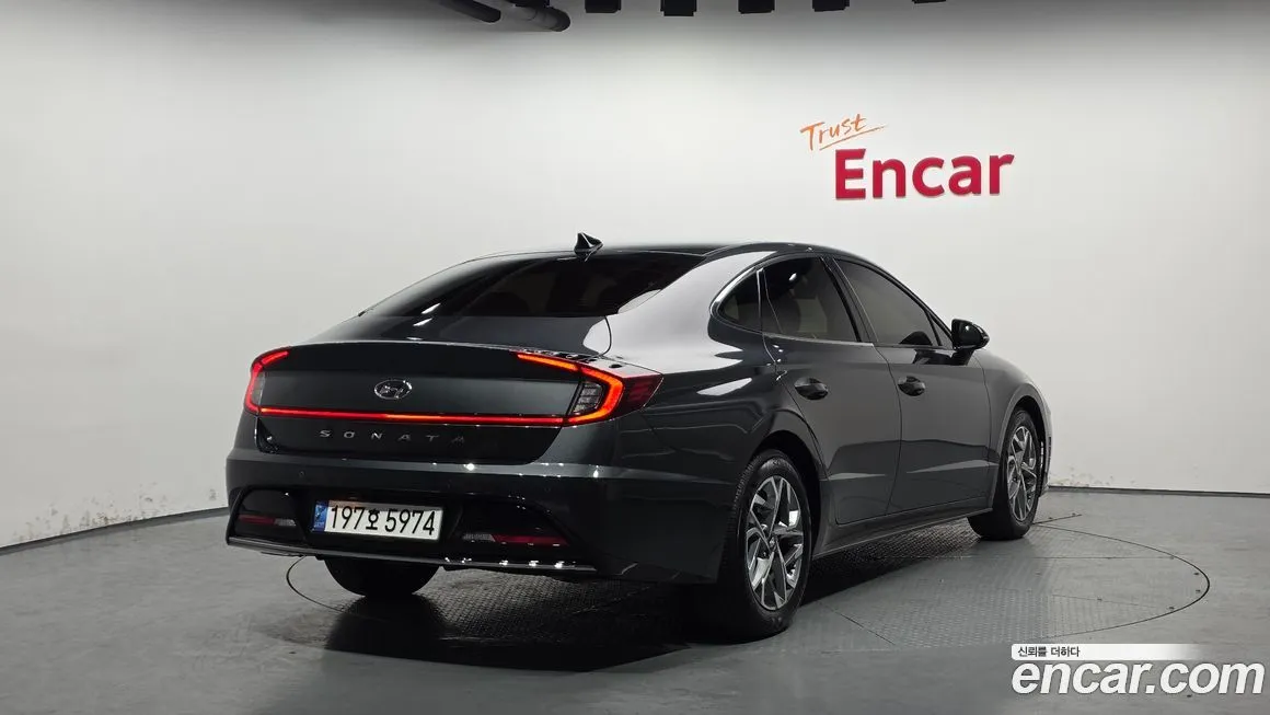 Hyundai Sonata 2022 из KR, фото 2