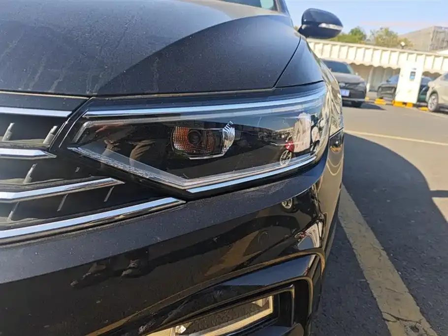 Volkswagen Magotan 2023 из CN, фото 3