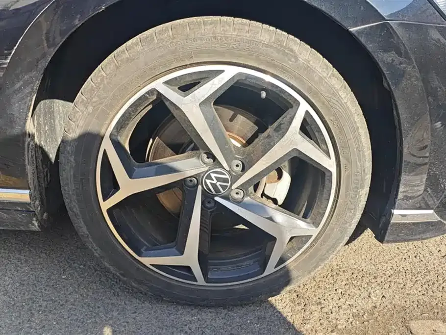 Volkswagen Magotan 2023 из CN, фото 6