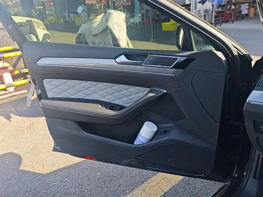 Volkswagen Magotan 2023 из CN, фото 7