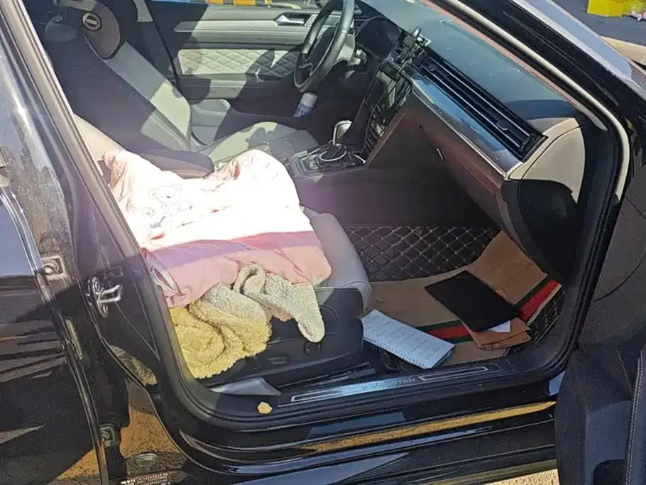 Volkswagen Magotan 2023 из CN, фото 8