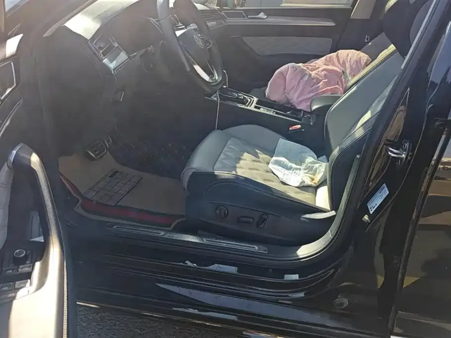 Volkswagen Magotan 2023 из CN, фото 9