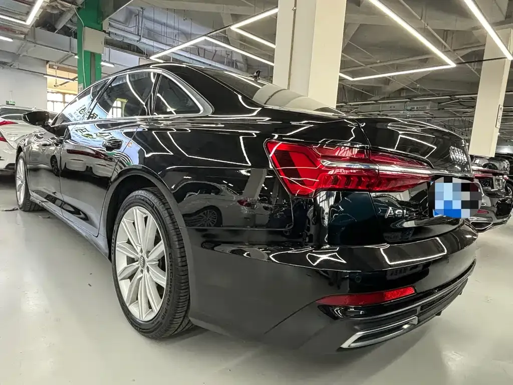 Audi A6L 2021 из CN, фото 7
