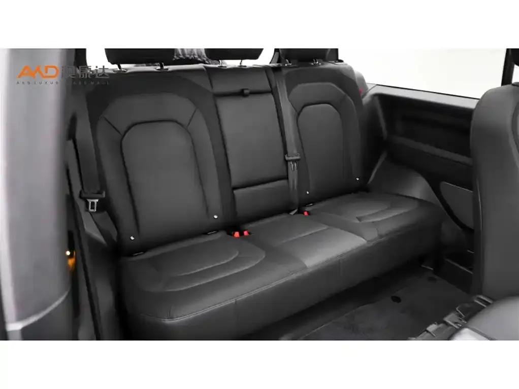 Land Rover Defender 2023 из CN, фото 9