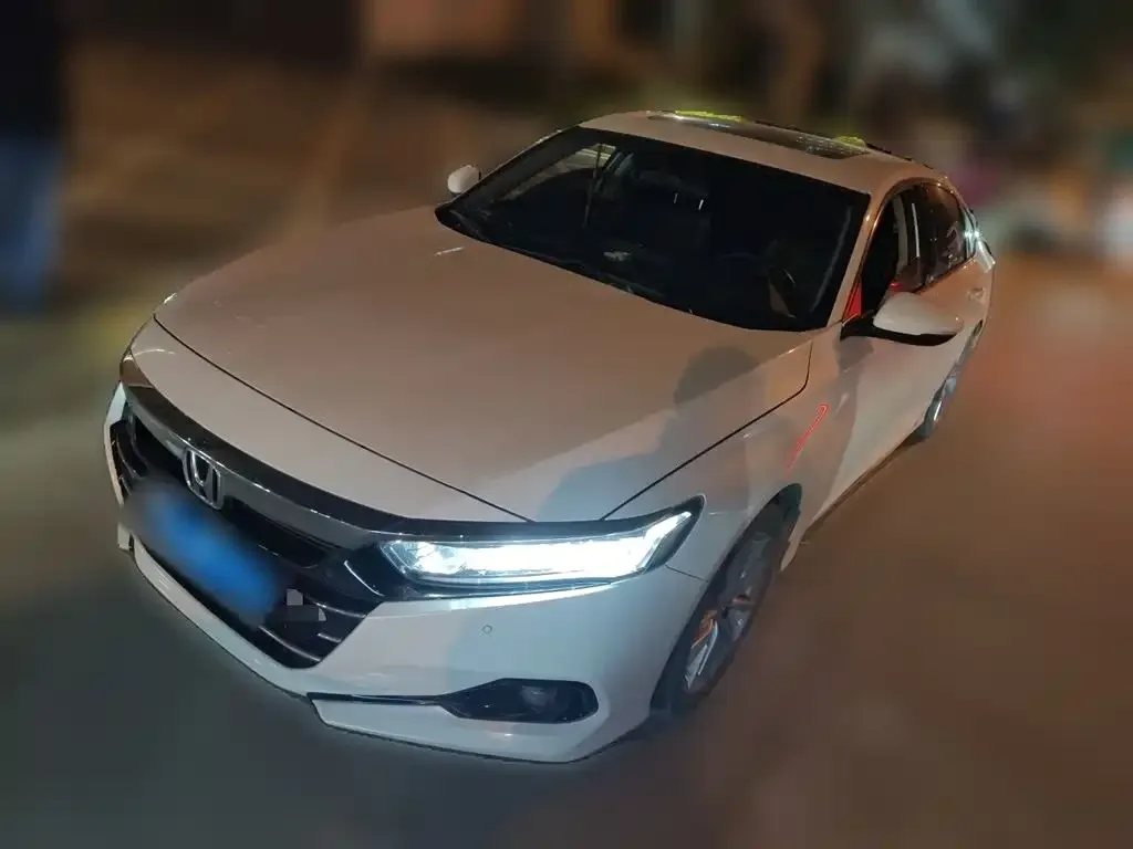 Honda Accord 2022 из CN, фото 2