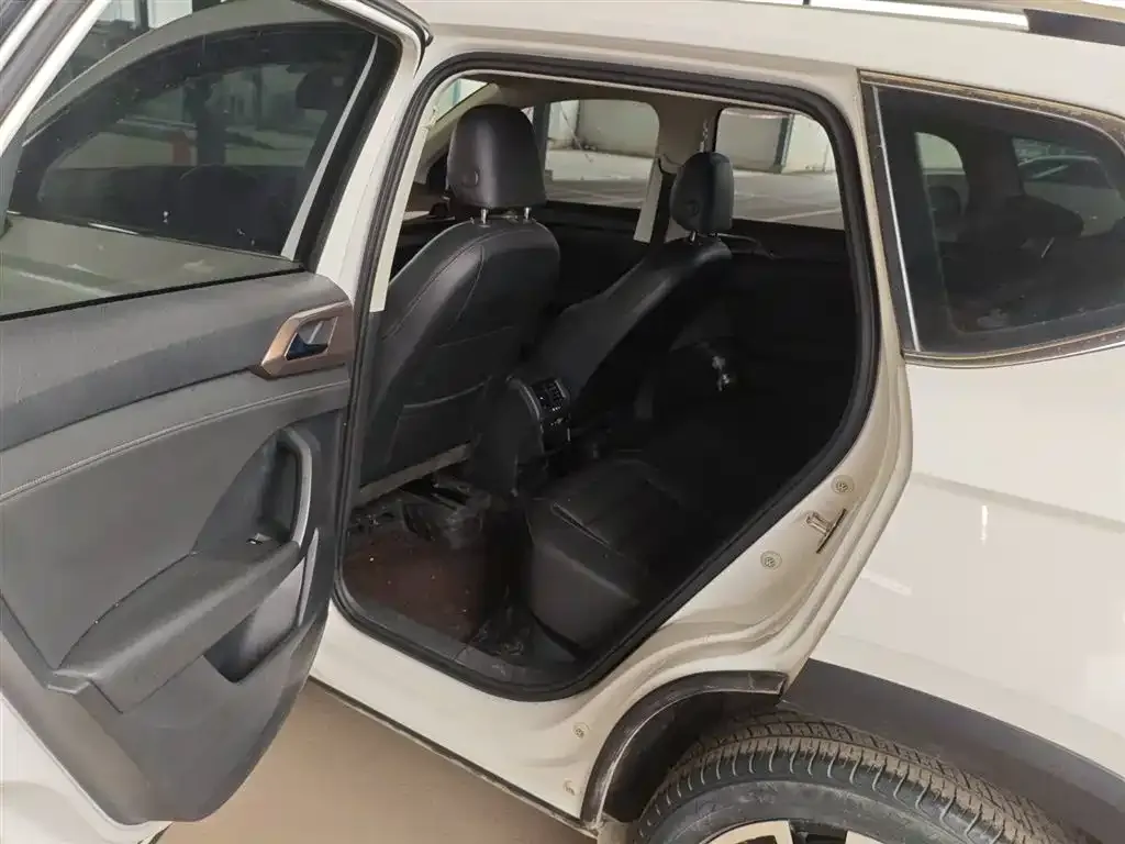 Volkswagen Tharu 2022 из CN, фото 2